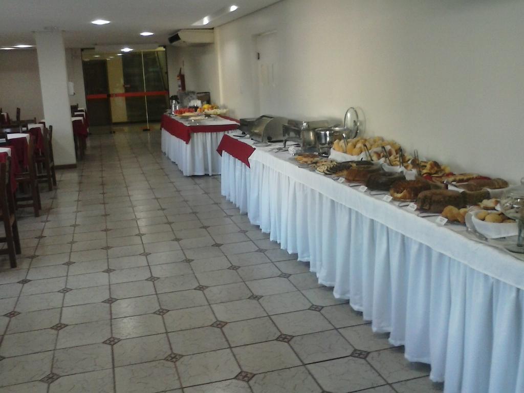 Thanharu Praia Hotel Anchieta  Exteriör bild