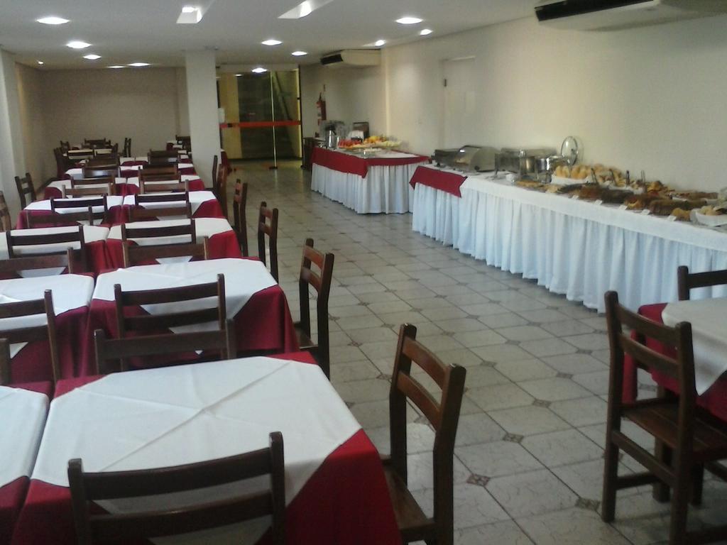 Thanharu Praia Hotel Anchieta  Exteriör bild